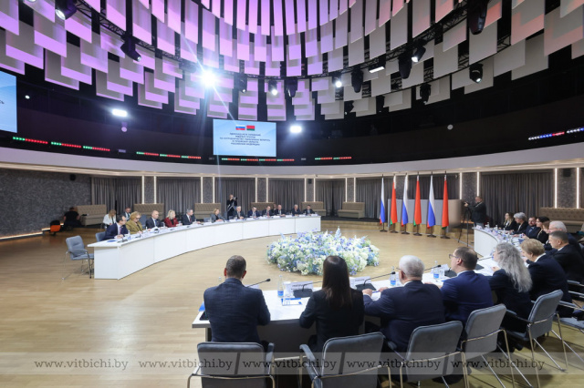 Заседание Рабочей группы по сотрудничеству Республики Беларусь и Псковской области состоялось в Витебске - UPD