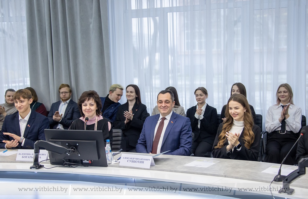 Александр Субботин: «Сейчас самое важное – не потерять связующую нить поколений и услышать мнение молодежи»