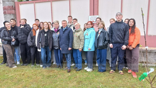 Аллея «Цветы Победы»: как студенты ВГМУ увековечили память о героях войны