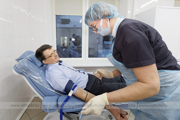 Профсоюз медиков Витебской области провёл акцию «Начнем год с добрых дел: сдай кровь, спаси жизнь»