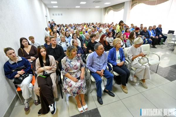 «В бой идут одни «старики»: в Витебске прошла встреча с Рустамом Сагдуллаевым