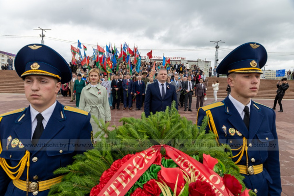 Митинг-реквием в честь 81-летия освобождения от немецко-фашистских захватчиков прошел в Витебске