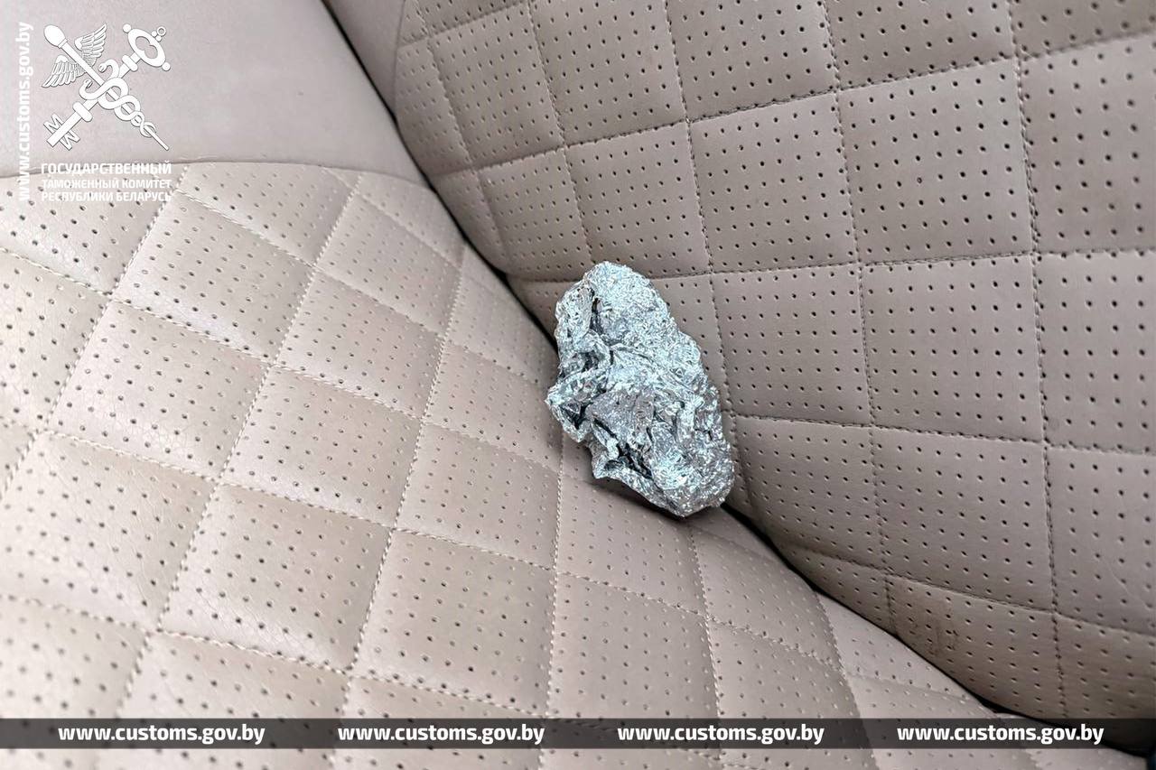 Витебские таможенники пресекли две попытки ввоза марихуаны в Беларусь