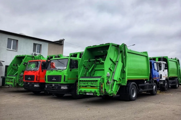 Пятью новенькими мусоровозами пополнился автопарк ГП «Спецавтобаза г. Витебска»