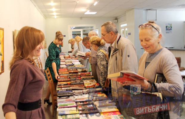 Час чытаць: якія кнігі на роднай мове выбіраюць віцябляне