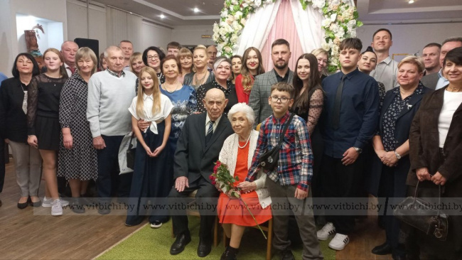 Два красивых юбилея отметили витебчане Андрей и Нина Тетеревы: свои 90-летия и 70-летие совместной жизни