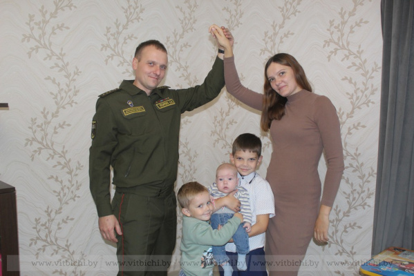 Три сына, жена и служба: история успеха многодетного отца Александра Кухаренко