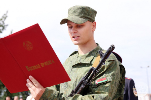 71 выпускник военной кафедры ВГУ имени П.М. Машерова присягнул на верность Родине и белорусскому народу