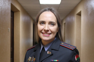 Участковый инспектор по делам несовершеннолетних Витебского РОВД Екатерина Крылова взяла главный приз на реалити-шоу «Есть девчонка одна»