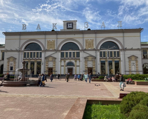 В Витебске возле железнодорожного вокзала переносится место остановки городских маршруток