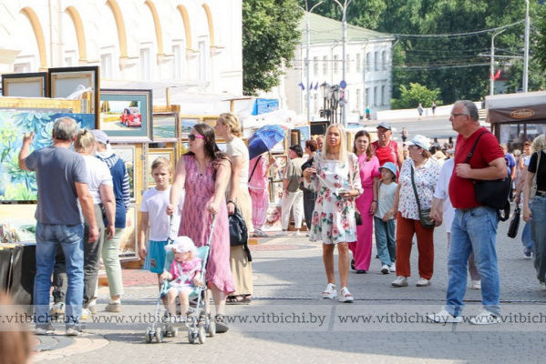 С 1 июня стартовал прием заявок на участие в выставке-ярмарке «Витебский вернисаж»