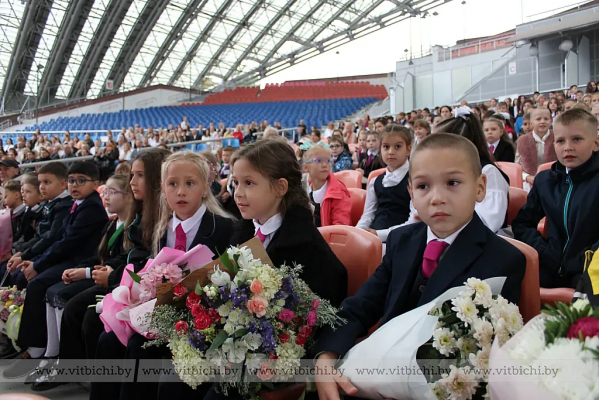 Эстафета поколения отличников: как в гимназии № 1 встретили День знаний