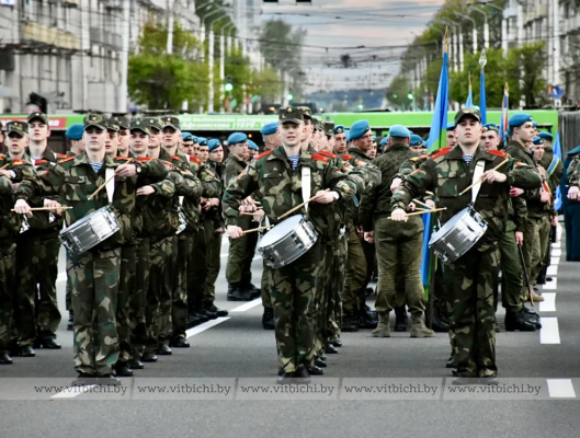 В Витебске прошла репетиция парада ко Дню Победы