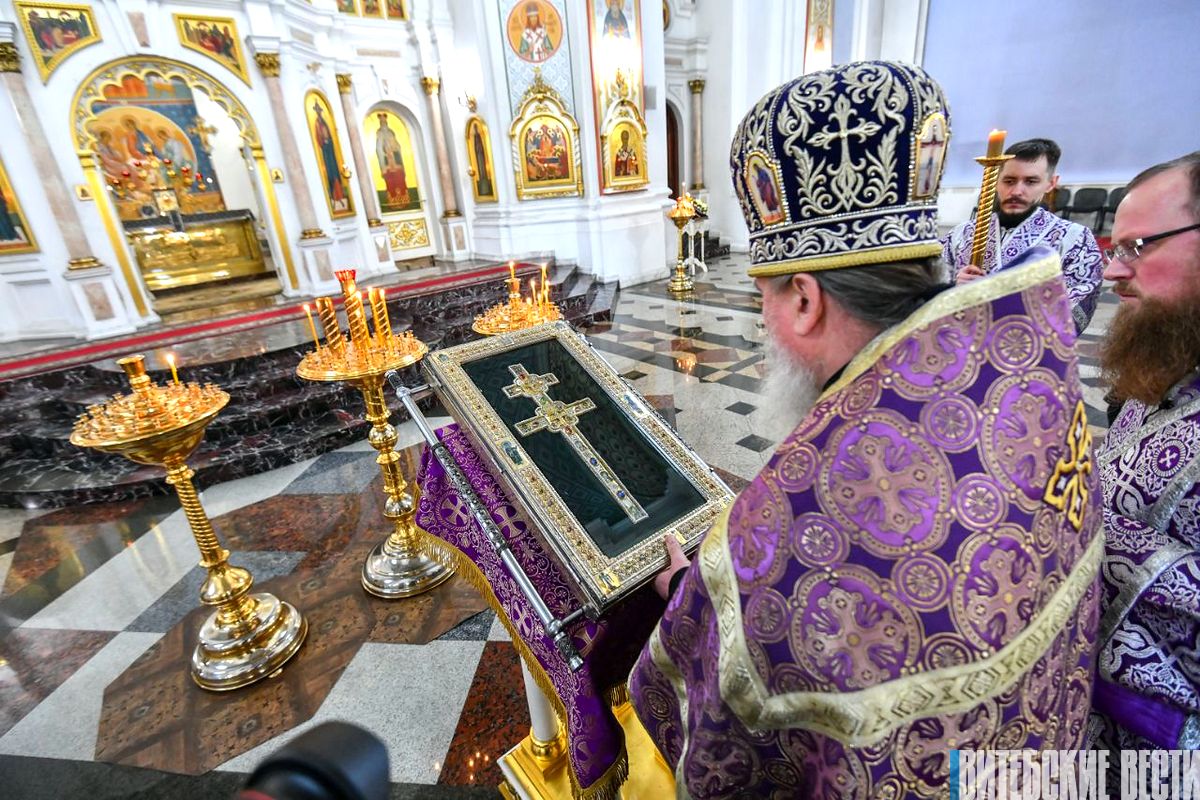 В Свято-Успенский кафедральный собор Витебска прибыла копия креста преподобной Евфросинии
