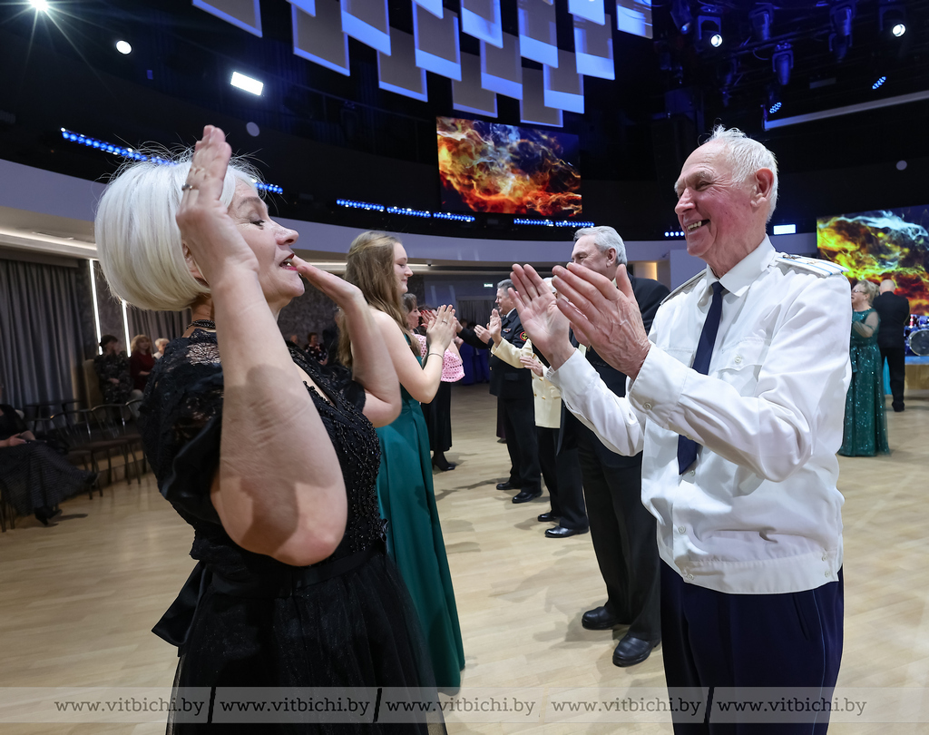 Офицерский бал, приуроченный ко Дню защитников Отечества и Вооруженных Сил Республики Беларусь и Дню женщин, прошел в Витебске