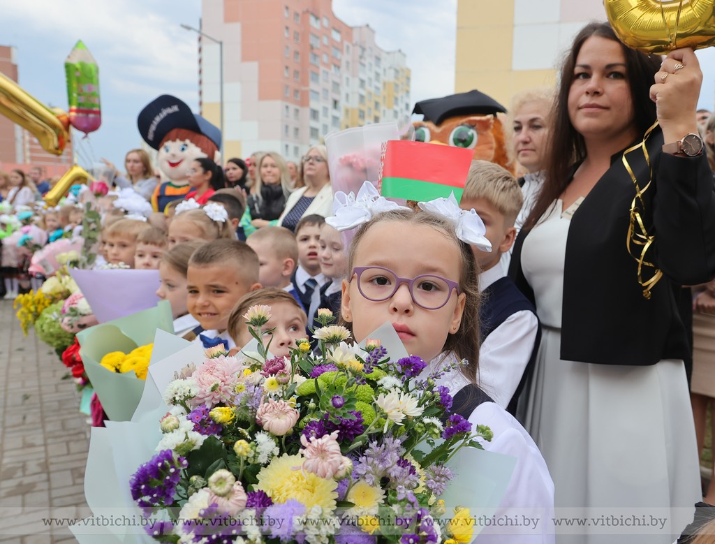 Начальная школа-детский сад по уникальному проекту открылась в Витебске. В День знаний порог ее перешагнули более 800 детей