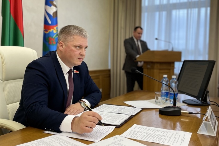 Режим «зимний» включен. О подготовке городского хозяйства в осенне-зимний период шла речь на очередном заседании горисполкома