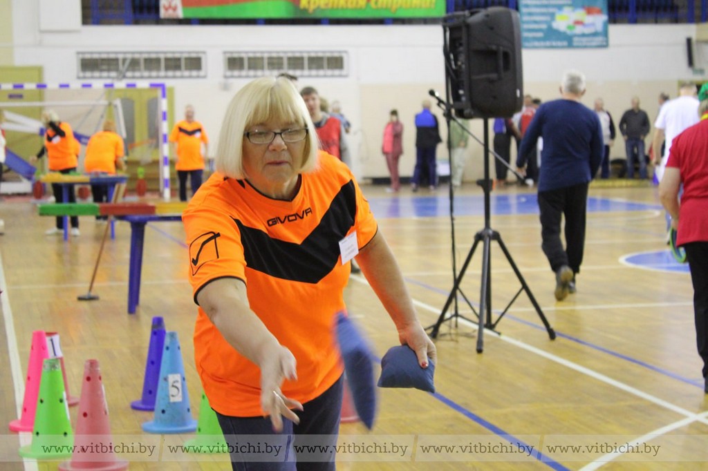 В Витебске прошел традиционный культурно-спортивный праздник «Активное долголетие»