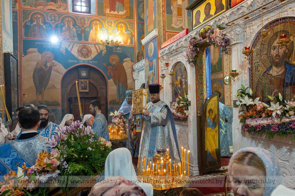 Благовещение Пресвятой Богородицы празднуют православные христиане