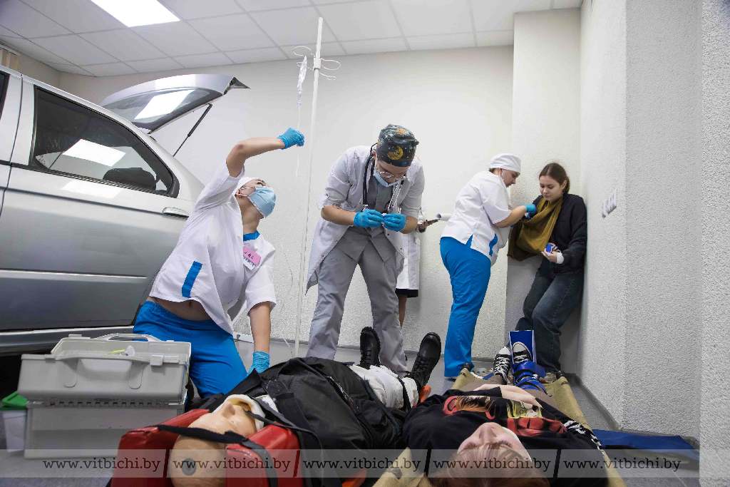 В Витебске впервые в Беларуси провели Республиканскую олимпиаду "Неотложная медицинская помощь
