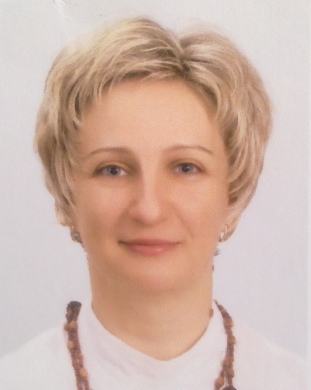 СМОЛИКОВА Марина Владимировна - управляющий делами администрации
